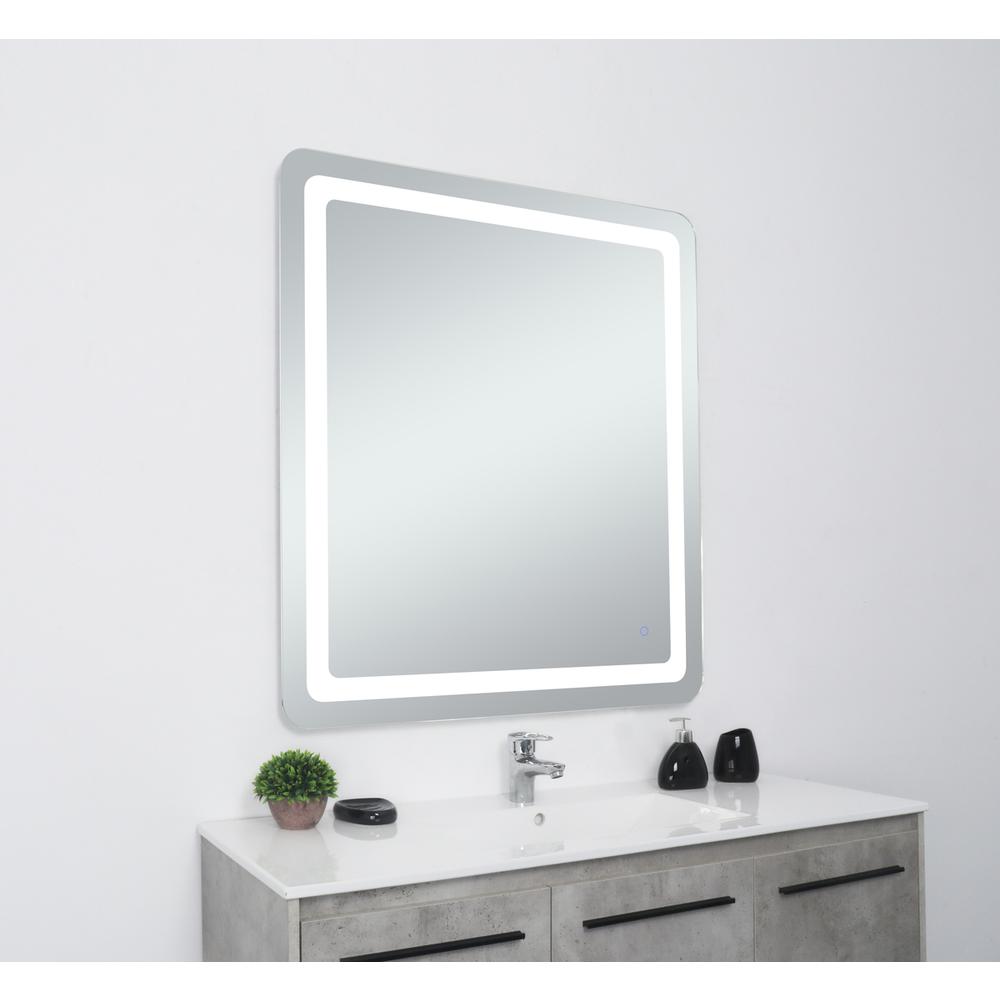 Genesis 36in x 40in soft edge LED mirror. Picture 4