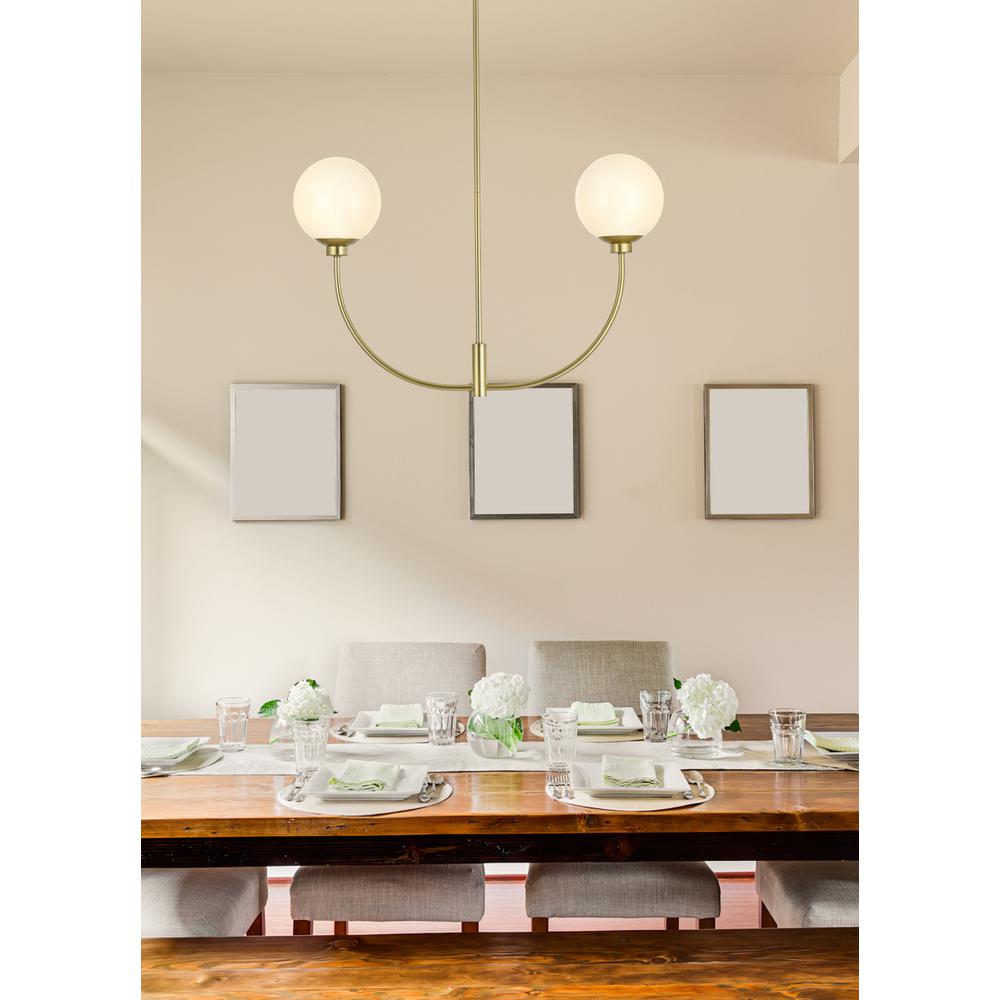 Nyomi 30 inch chandelier in Brass. Picture 8