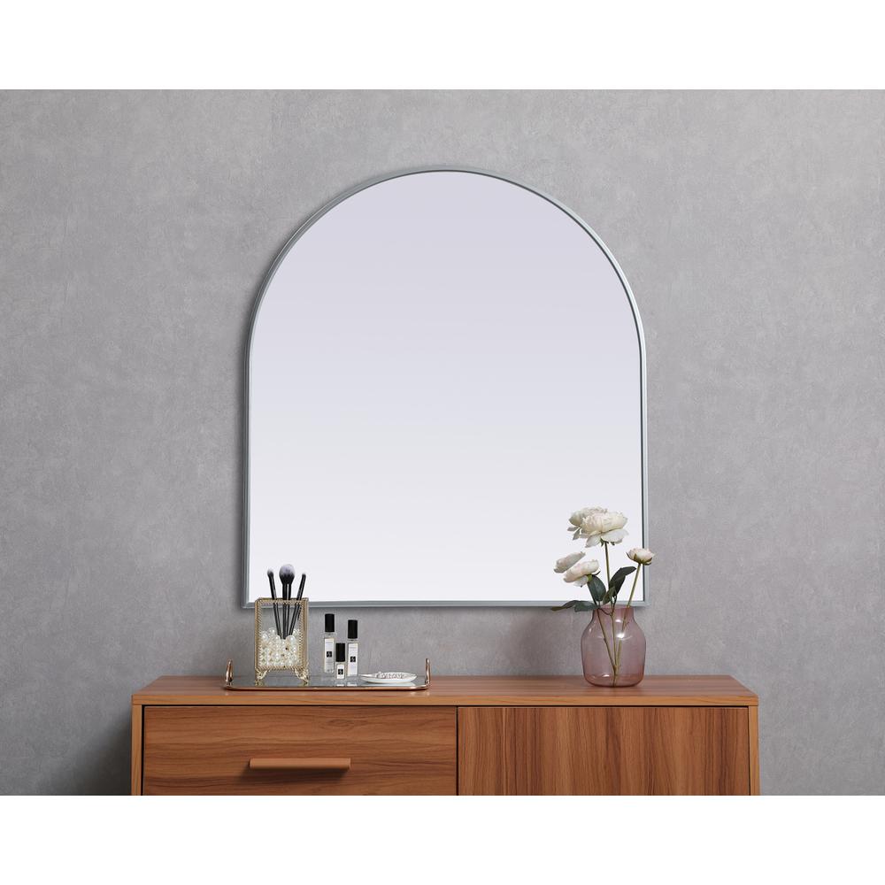 Metal Frame Arch Mirror 33x36 Inch in Silver. Picture 3