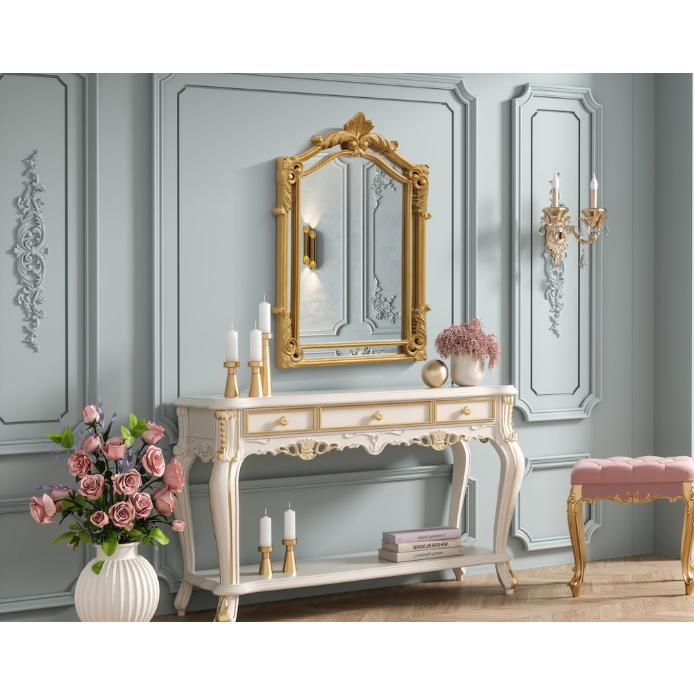 Madeline 25.5X36 Traditional Mirror In Gold Leaf. Picture 3