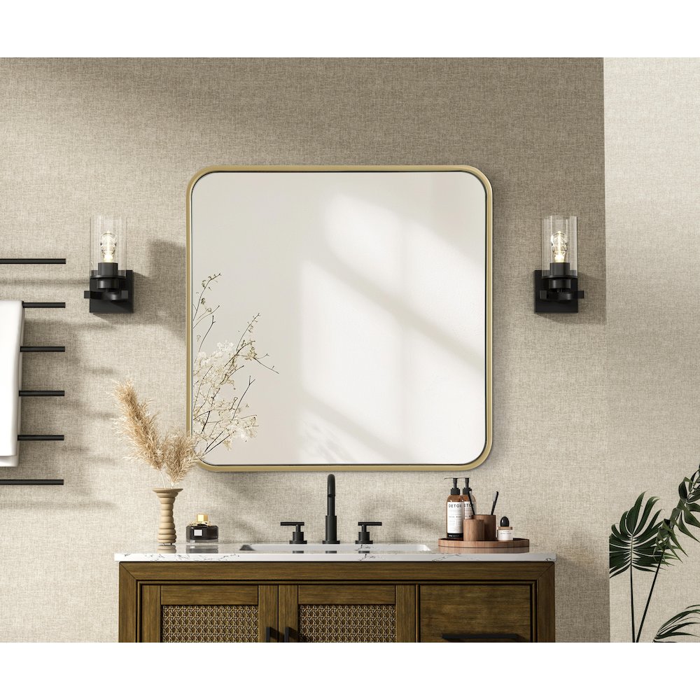 Contour Metal Square Mirror 24x24 in Brass. Picture 2
