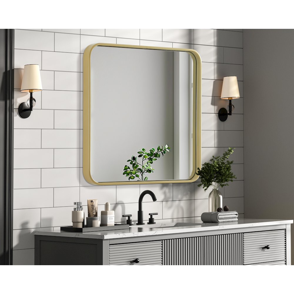 Contour Metal Square Mirror 24x24 in Brass. Picture 3