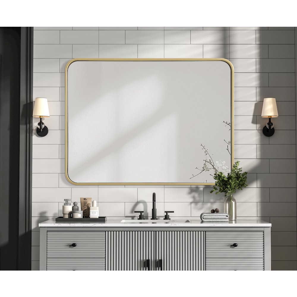 Contour Metal Rectangle Mirror 24x32 in Brass. Picture 6