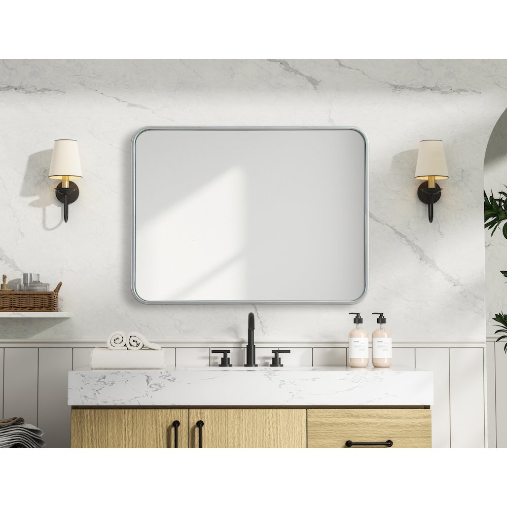 Contour Metal Rectangle Mirror 24x32 in Silver. Picture 6