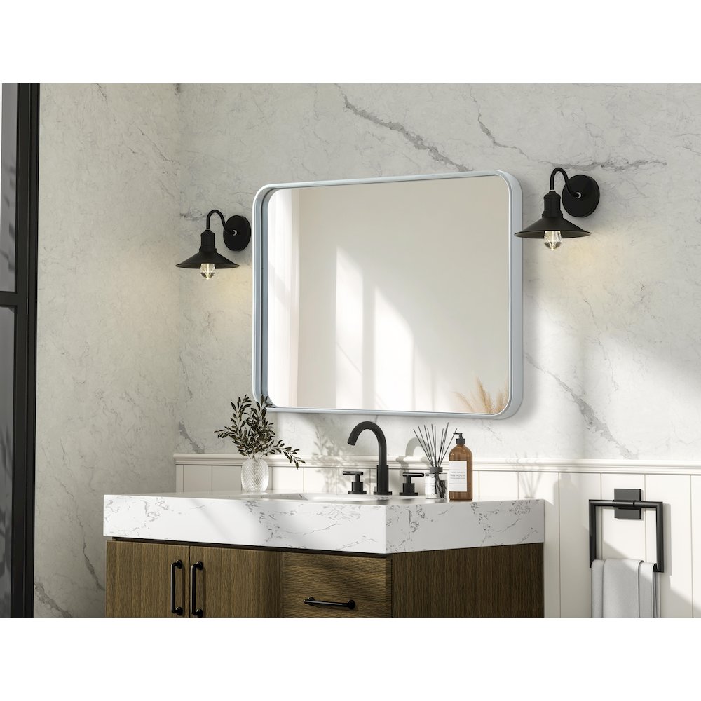 Contour Metal Rectangle Mirror 24x32 in Silver. Picture 7