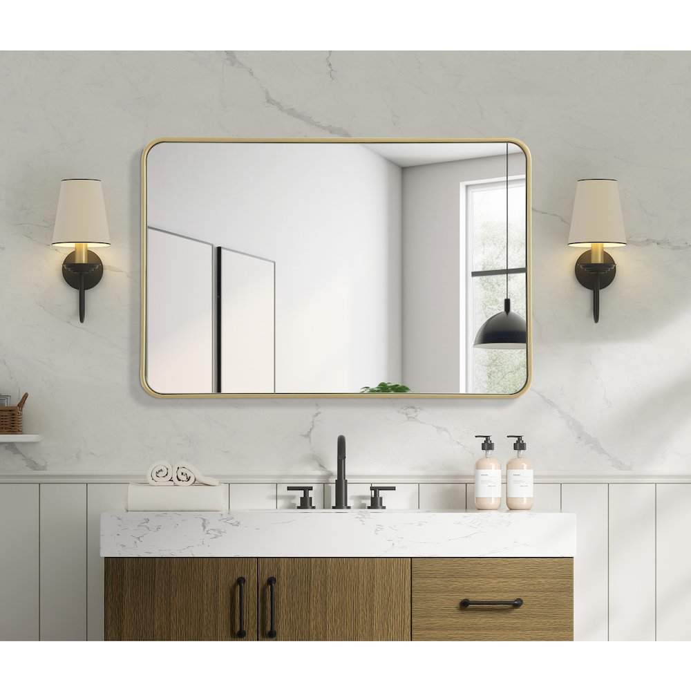 Contour Metal Rectangle Mirror 28x42 in Brass. Picture 6