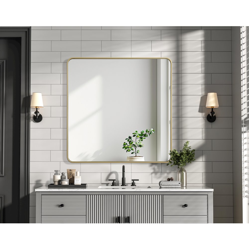 Contour Metal Square Mirror 42x42 in Brass. Picture 2