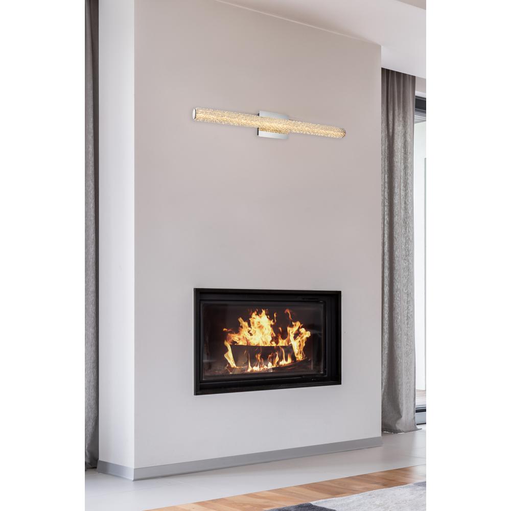 Bowen 36 inch Adjustable LED Wall Sconce in Chrome. Picture 8