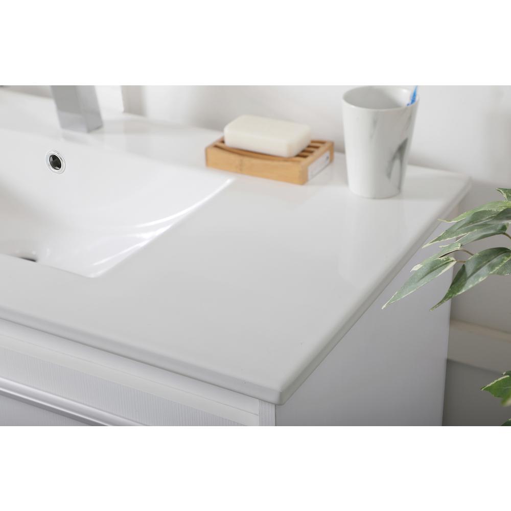40 inch  Single Bathroom Floating Vanity in White. Picture 4
