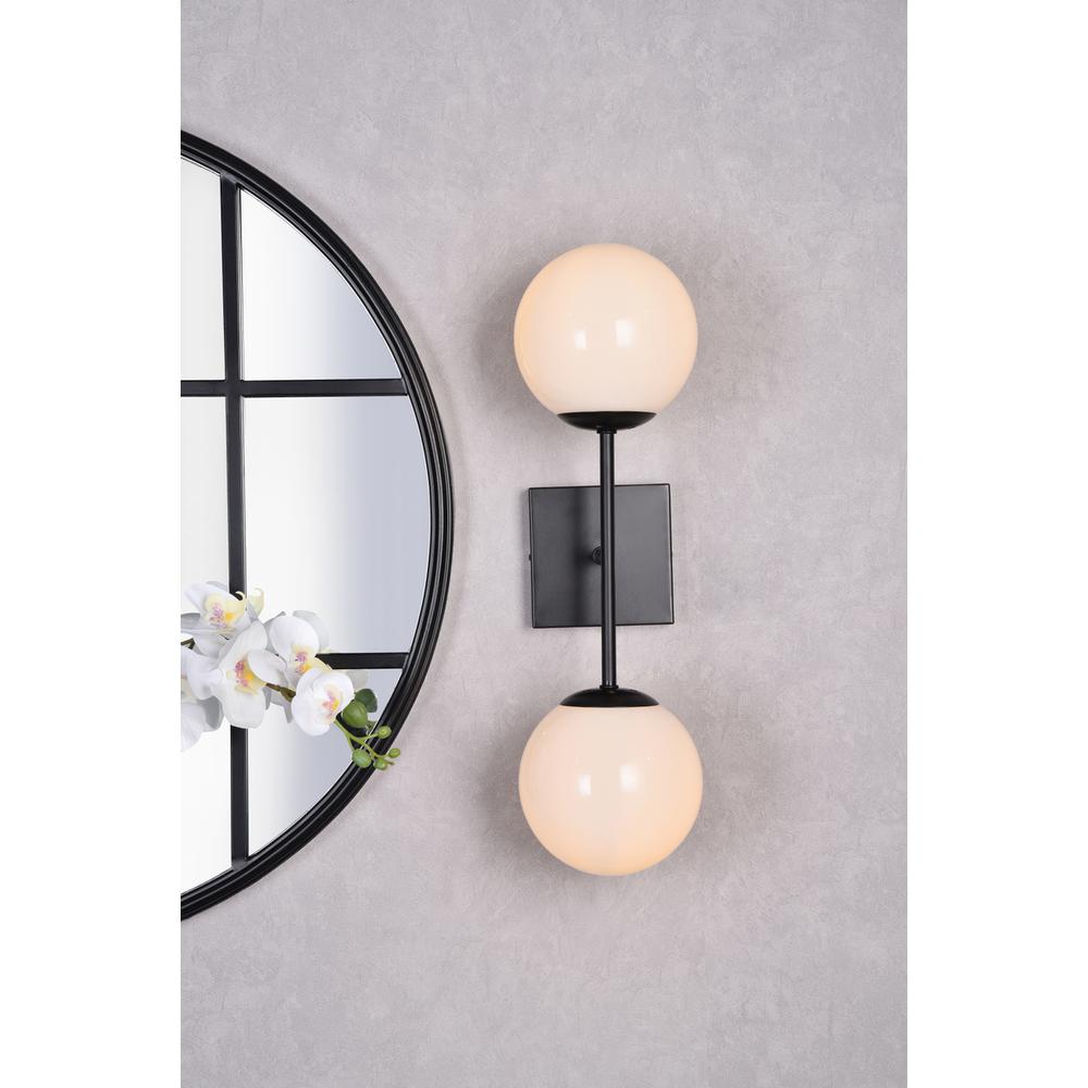 Neri 2 lights black and white glass wall sconce. Picture 7