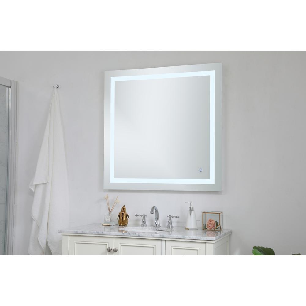 Helios 36in x 36in Hardwired LED mirror. Picture 2