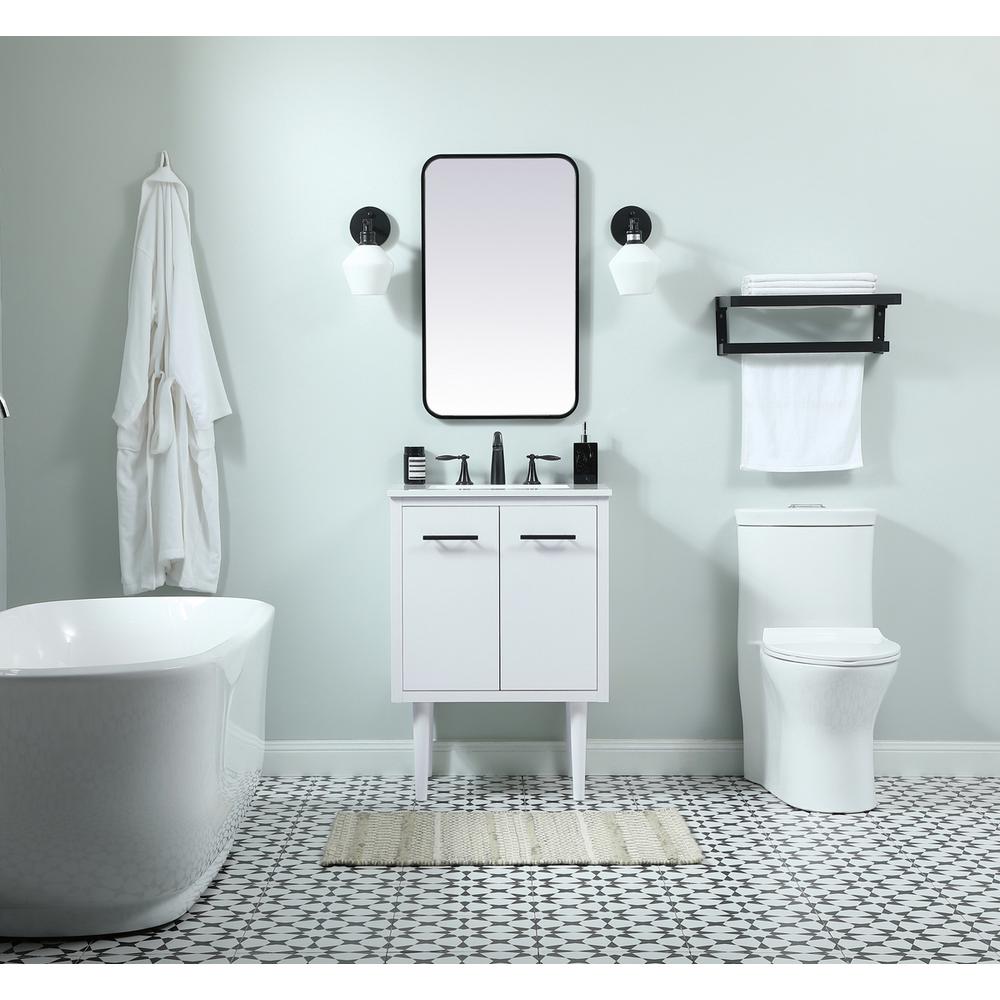 24 inch Single bathroom vanity in white. Picture 4