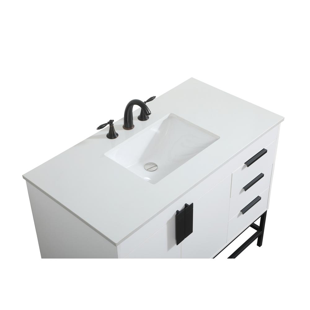 42 inch Single bathroom vanity in white. Picture 10