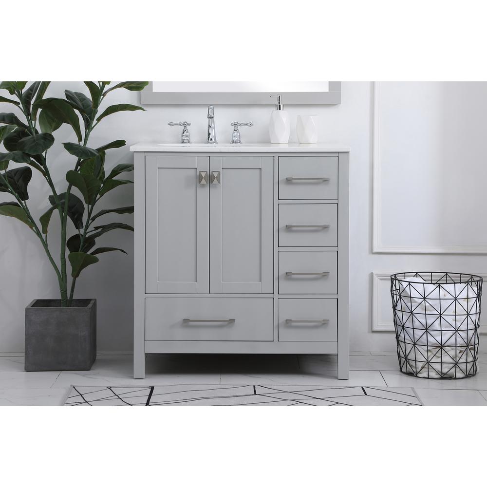 32 inch Single Bathroom Vanity in Gray. Picture 14
