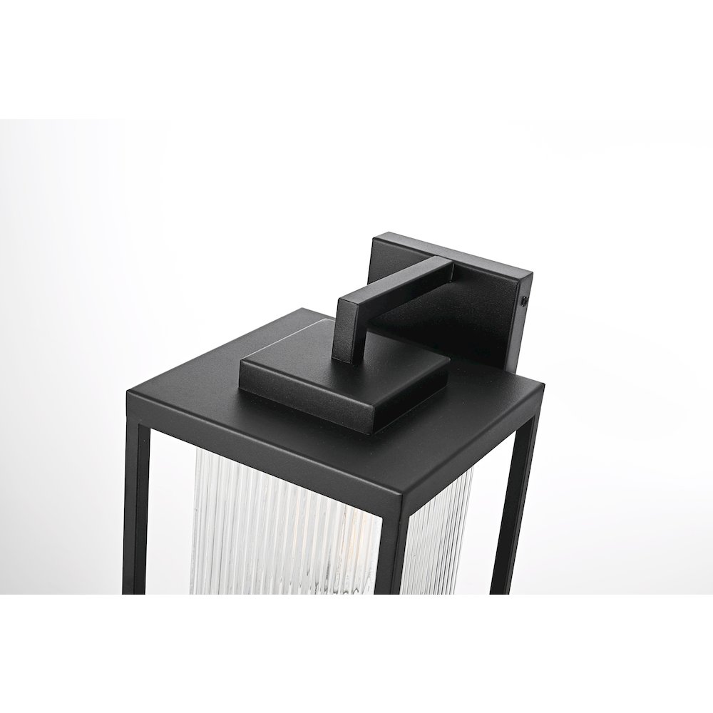 Ludlow 8 Inch Outdoor Wall Sconce In Black. Picture 4