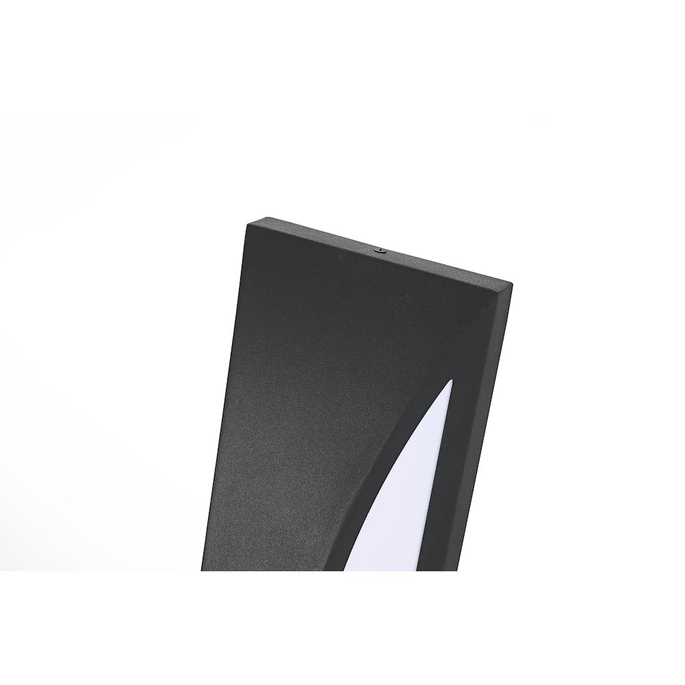 Zayn 5 Inch Outdoor Wall Sconce In Black. Picture 4