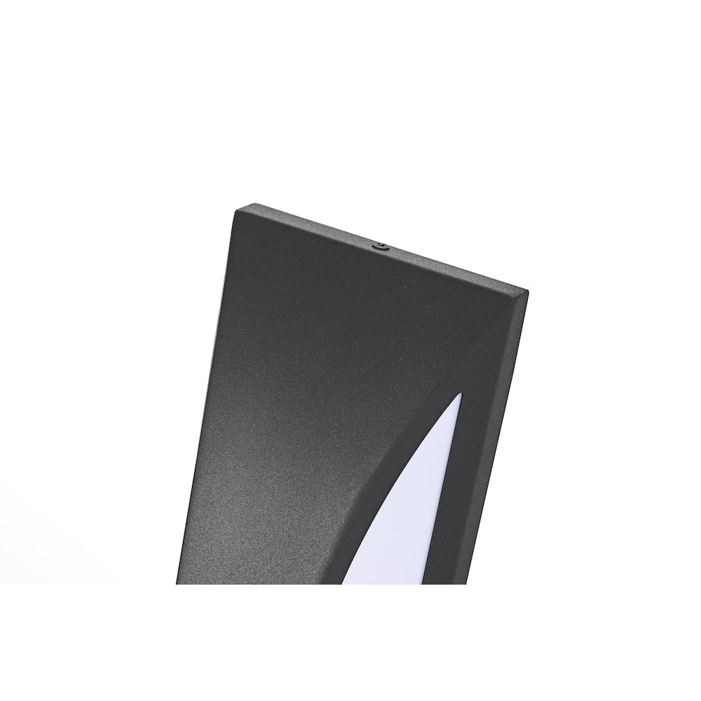 Zayn 5 Inch Outdoor Wall Sconce In Black. Picture 4
