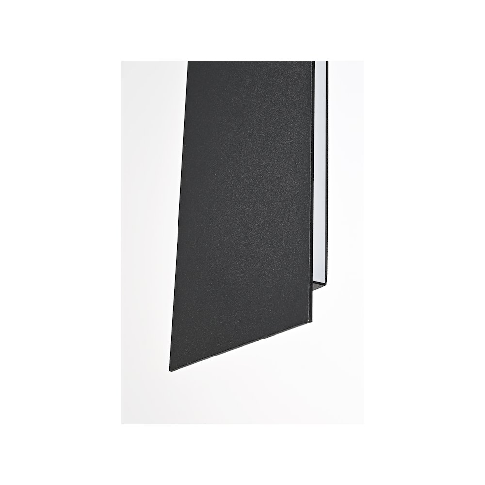 Waylen 4.5 x 48 inch Outdoor Wall Sconce in Black. Picture 6