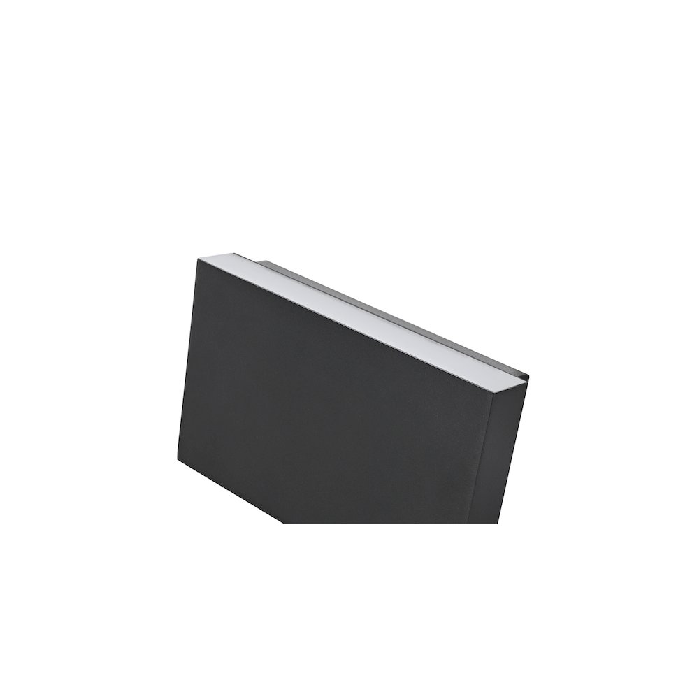 Colter 8.5 inch Outdoor Wall Sconce in Black. Picture 4
