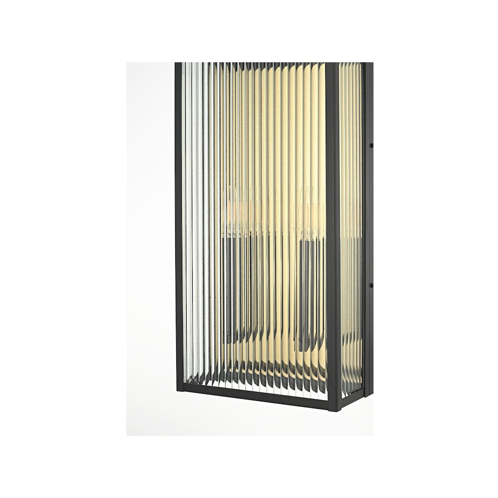 Kannon 11.5 inch Outdoor Wall Sconce in Black. Picture 5