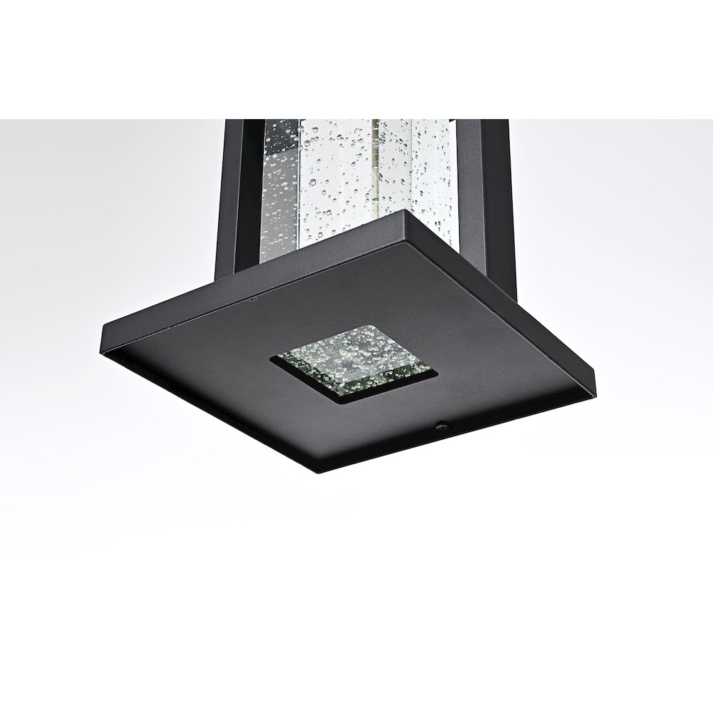 Uriah 16 inch LED Outdoor Wall sconce in Black. Picture 6