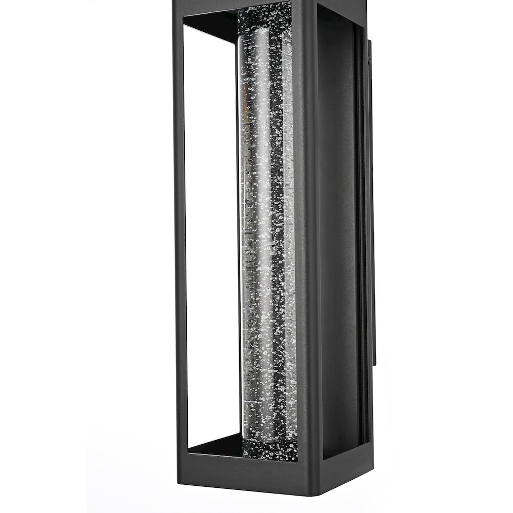 Amaris 19 inch LED Outdoor Wall sconce in Black. Picture 5