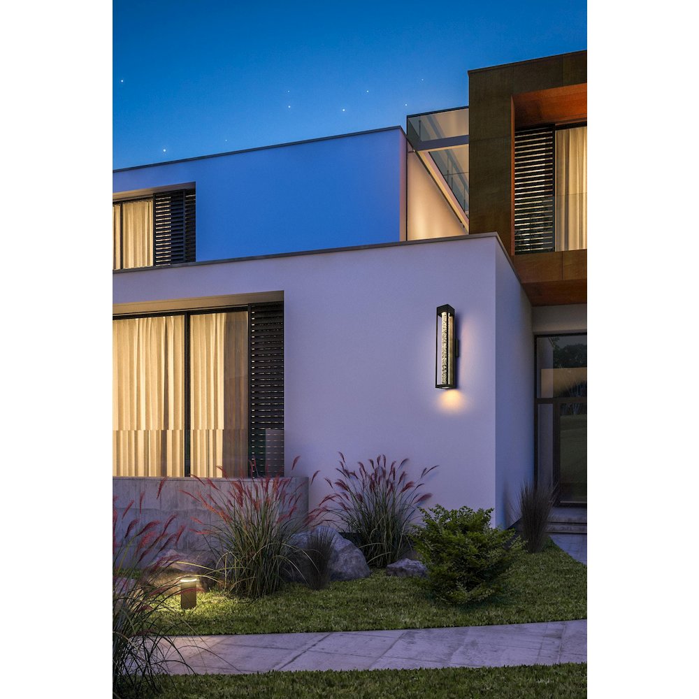 Amaris 22 inch LED Outdoor Wall sconce in Black. Picture 2