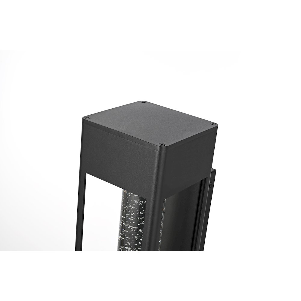 Amaris 27 inch LED Outdoor Wall sconce in Black. Picture 4