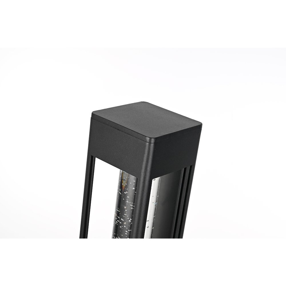 Amaris 32 inch LED Outdoor Wall sconce in Black. Picture 4