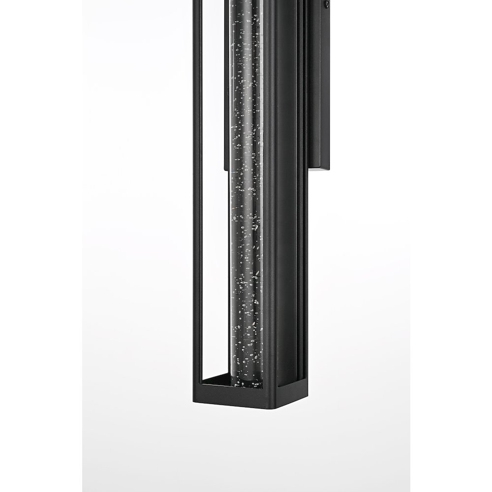 Amaris 32 inch LED Outdoor Wall sconce in Black. Picture 5