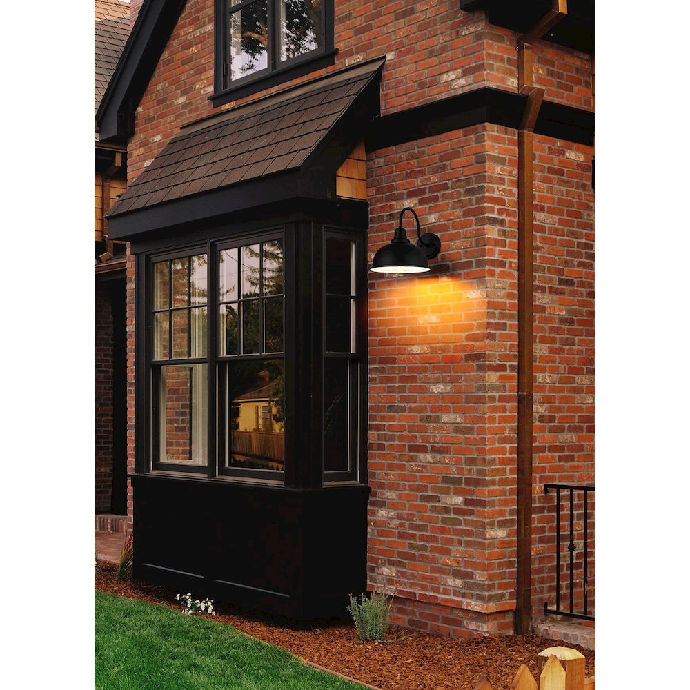 Aron 9.5 Inch Outdoor Wall Sconce In Black. Picture 2