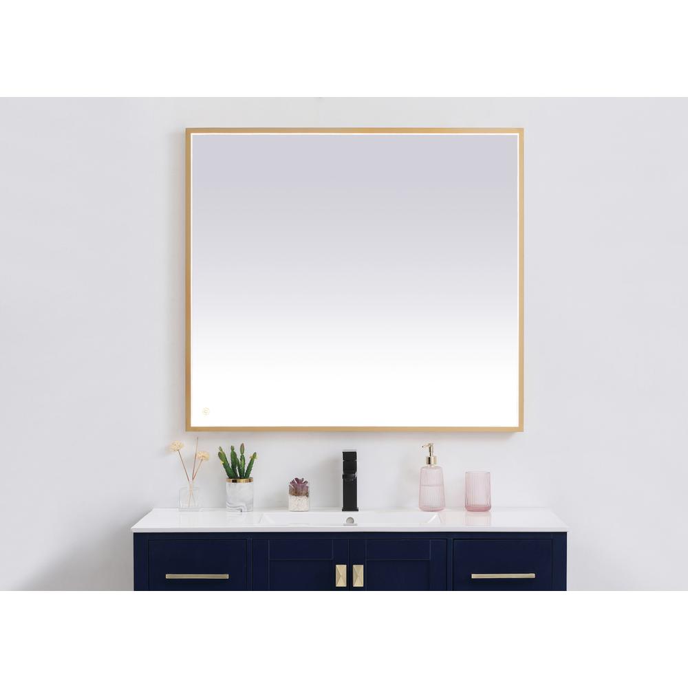 Pier 36x40 inch LED mirror with adjustable color temperature. Picture 12