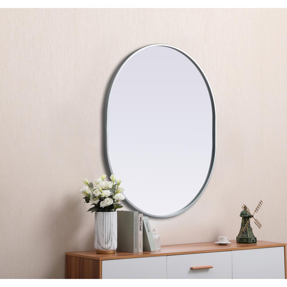 Metal Frame Oval Mirror 30x36 Inch in Silver. Picture 4