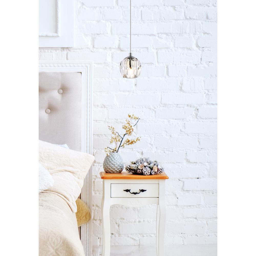 Eren 1 light Chrome pendant. Picture 7