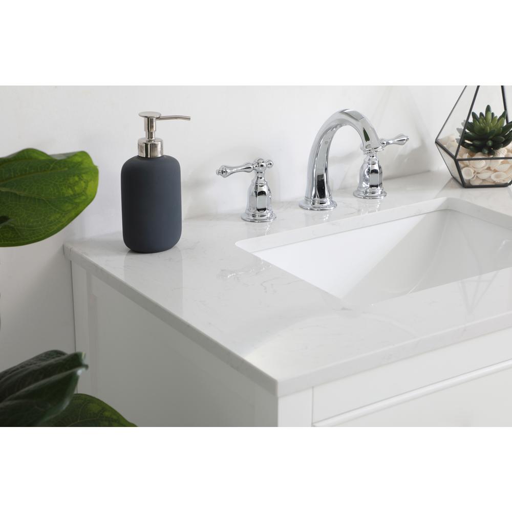 30 inch Single Bathroom Vanity in White. Picture 4
