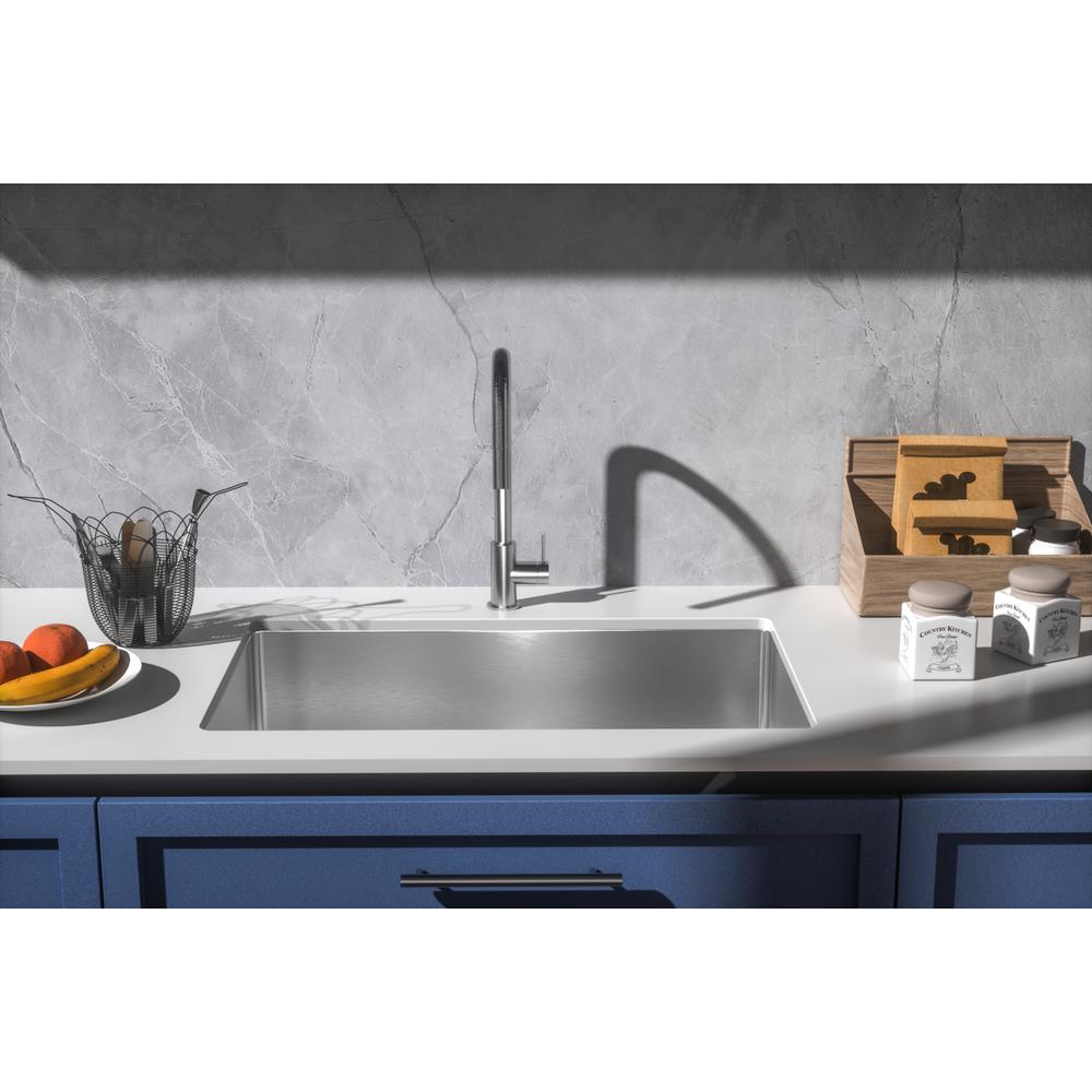 Stainless Steel undermount kitchen sink L32''xW19'' x H10". Picture 2