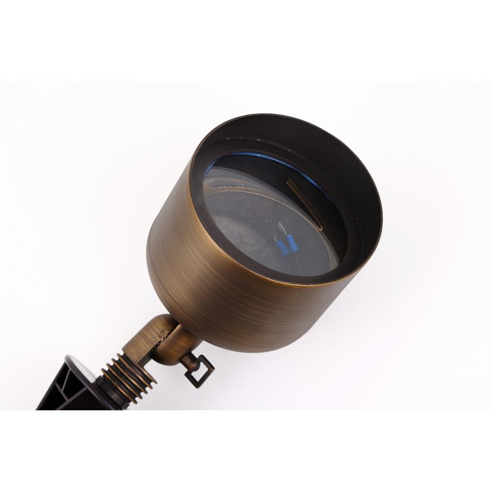 Cast brass wide spot light. Picture 3