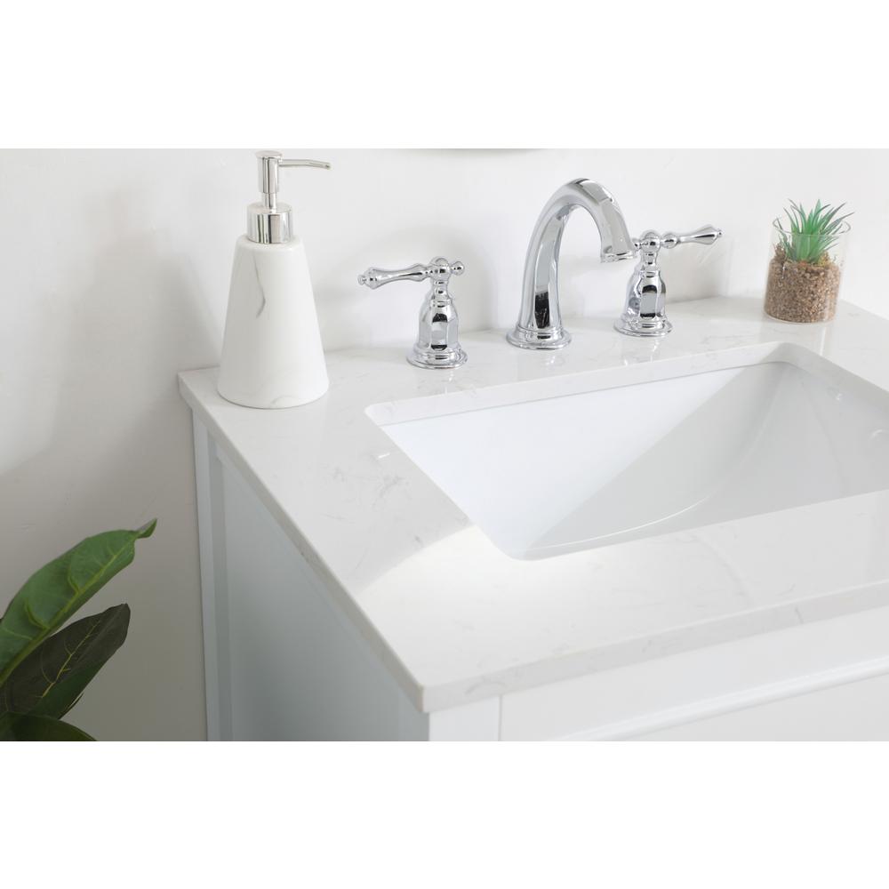 24 inch Single Bathroom Vanity in White. Picture 4