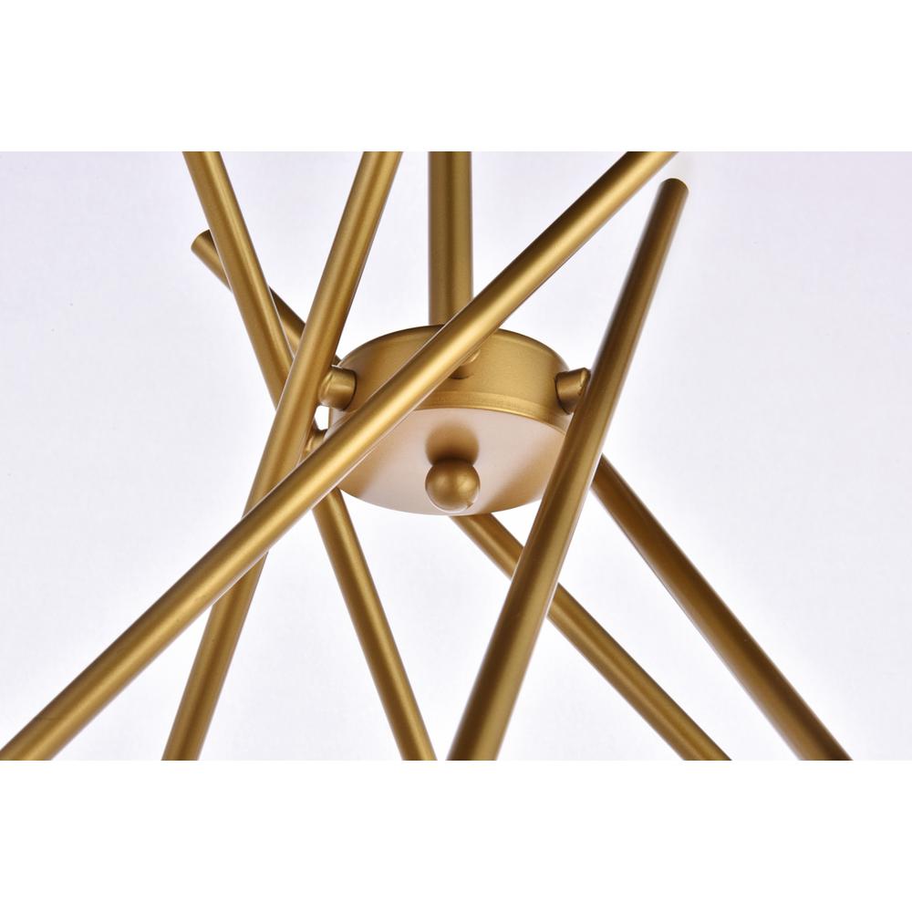 Lucca 23 inch pendant in brass. Picture 4