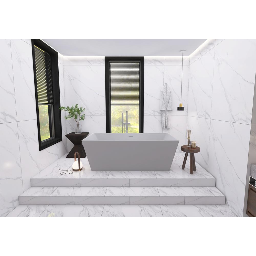 67 inch soaking rectangular bathtub in glossy white. Picture 14