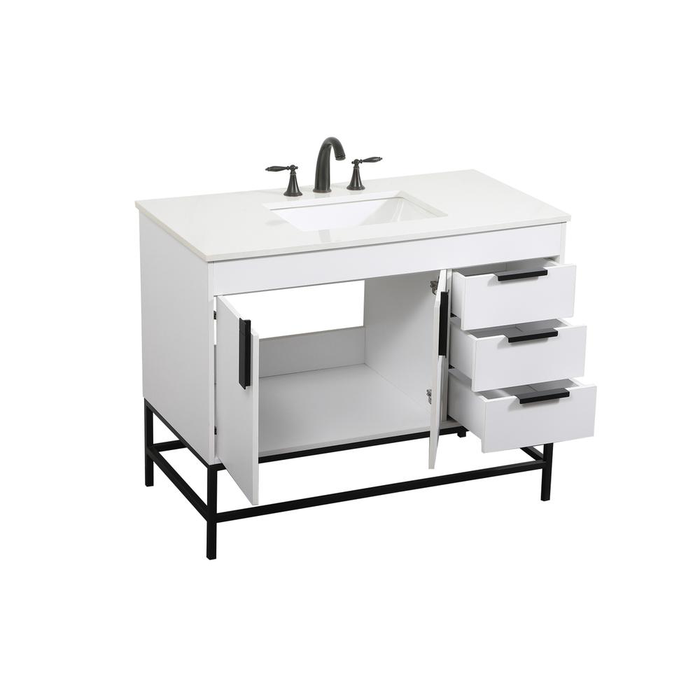 42 inch Single bathroom vanity in white. Picture 9
