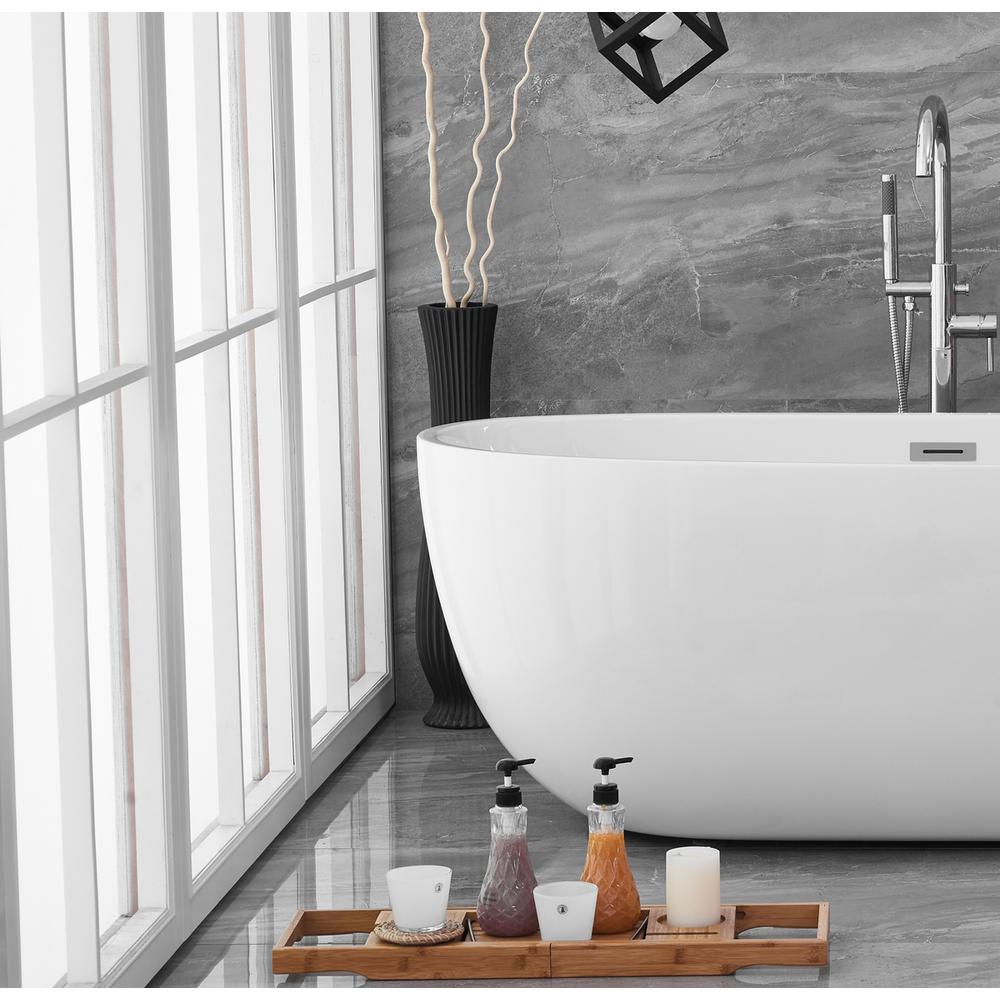 67 inch soaking roll top bathtub in glossy white. Picture 5