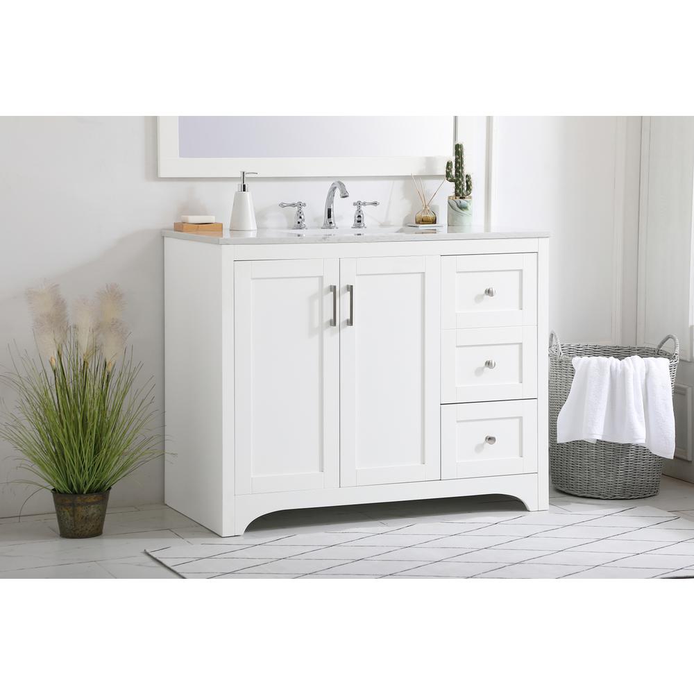 42 inch Single Bathroom Vanity in White. Picture 2