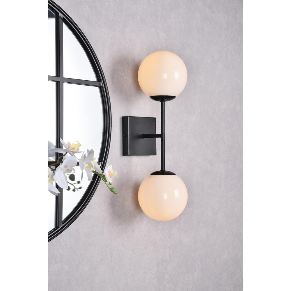 Neri 2 lights black and white glass wall sconce. Picture 9