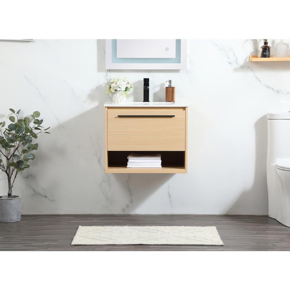 24 inch Single bathroom vanity in maple. Picture 14