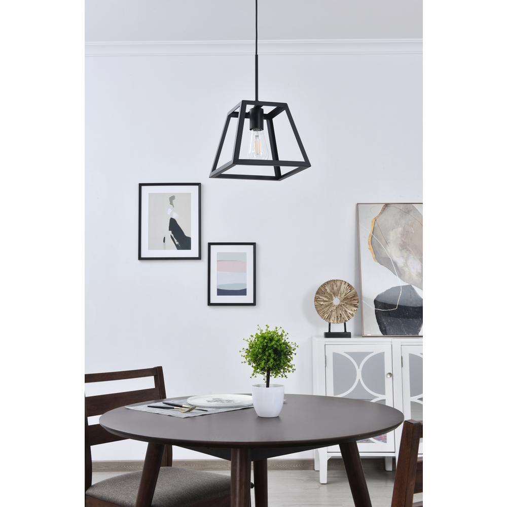 Resolute 1 light black Pendant. Picture 12