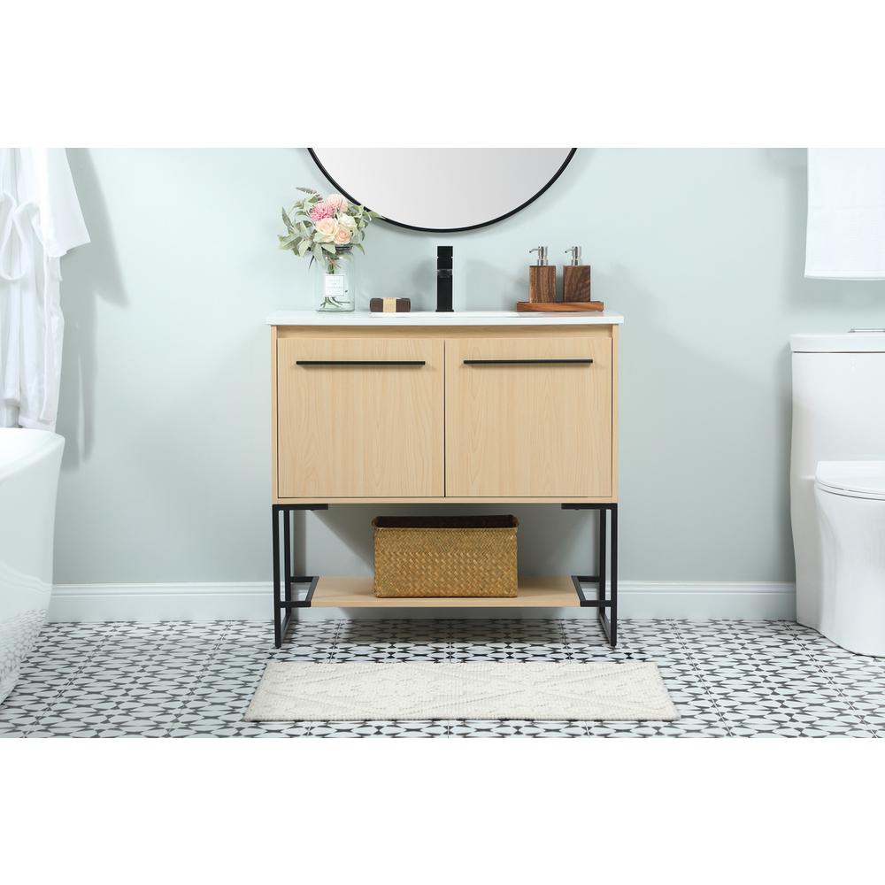 36 inch Single bathroom vanity in maple. Picture 14