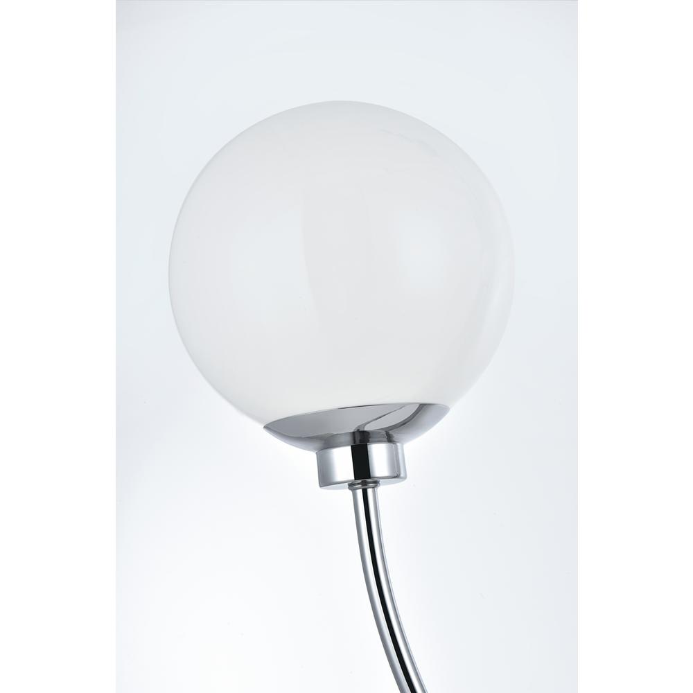 Nyomi 30 inch chandelier in Chrome. Picture 3