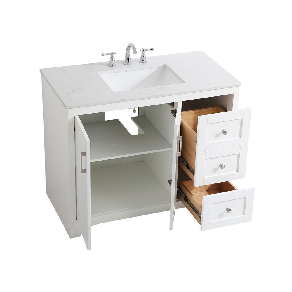 42 inch Single Bathroom Vanity in White. Picture 9
