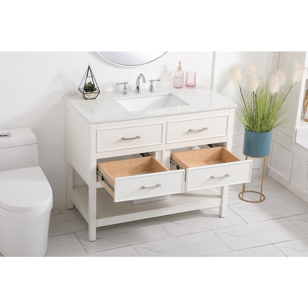 42 inch Single bathroom vanity in white. Picture 3
